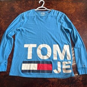 Tommy Hilfiger Blue long sleeve size medium